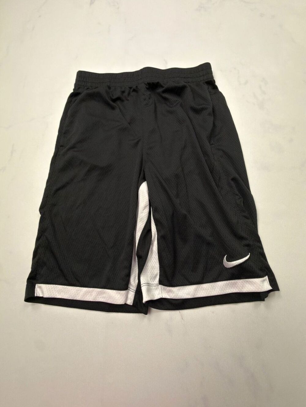 Nike Athletic Shorts Black White 2010s Sporty Minimalist - Boys XL